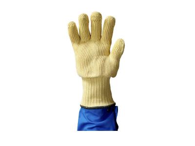 Extreme temperature resistant gloves
